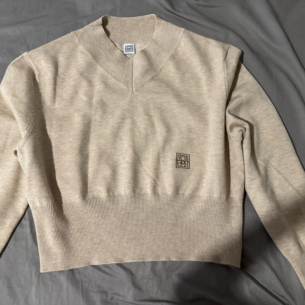 Toteme sweater Small